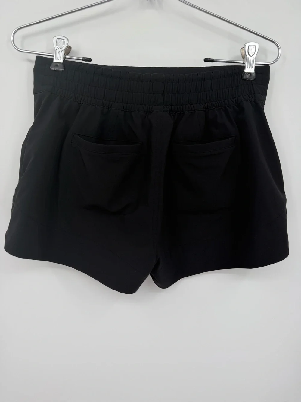Athleta Everyday Black Athletic Mid Rise Shorts with Zip Pockets